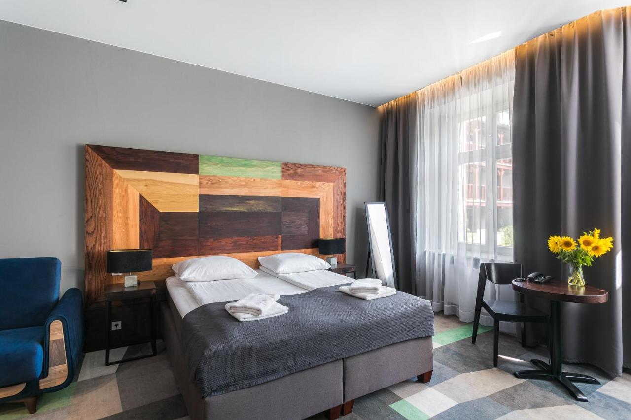 Dada Premium Aparthotel Krasków Eksteriør bilde