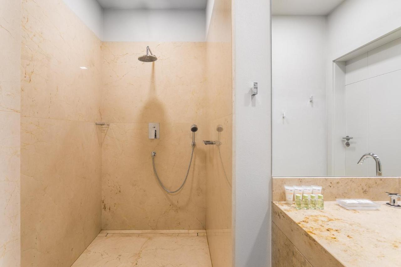 Dada Premium Aparthotel Krasków Eksteriør bilde