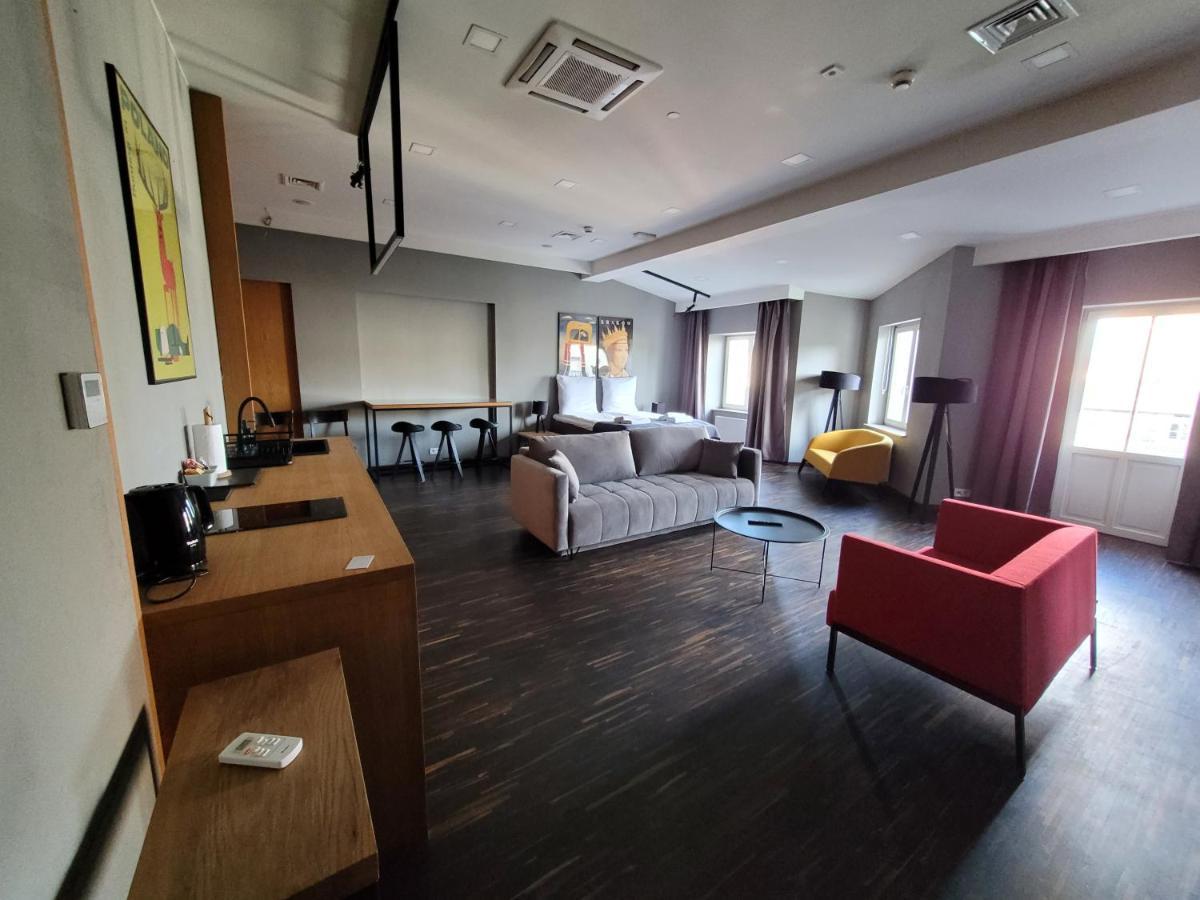 Dada Premium Aparthotel Krasków Eksteriør bilde