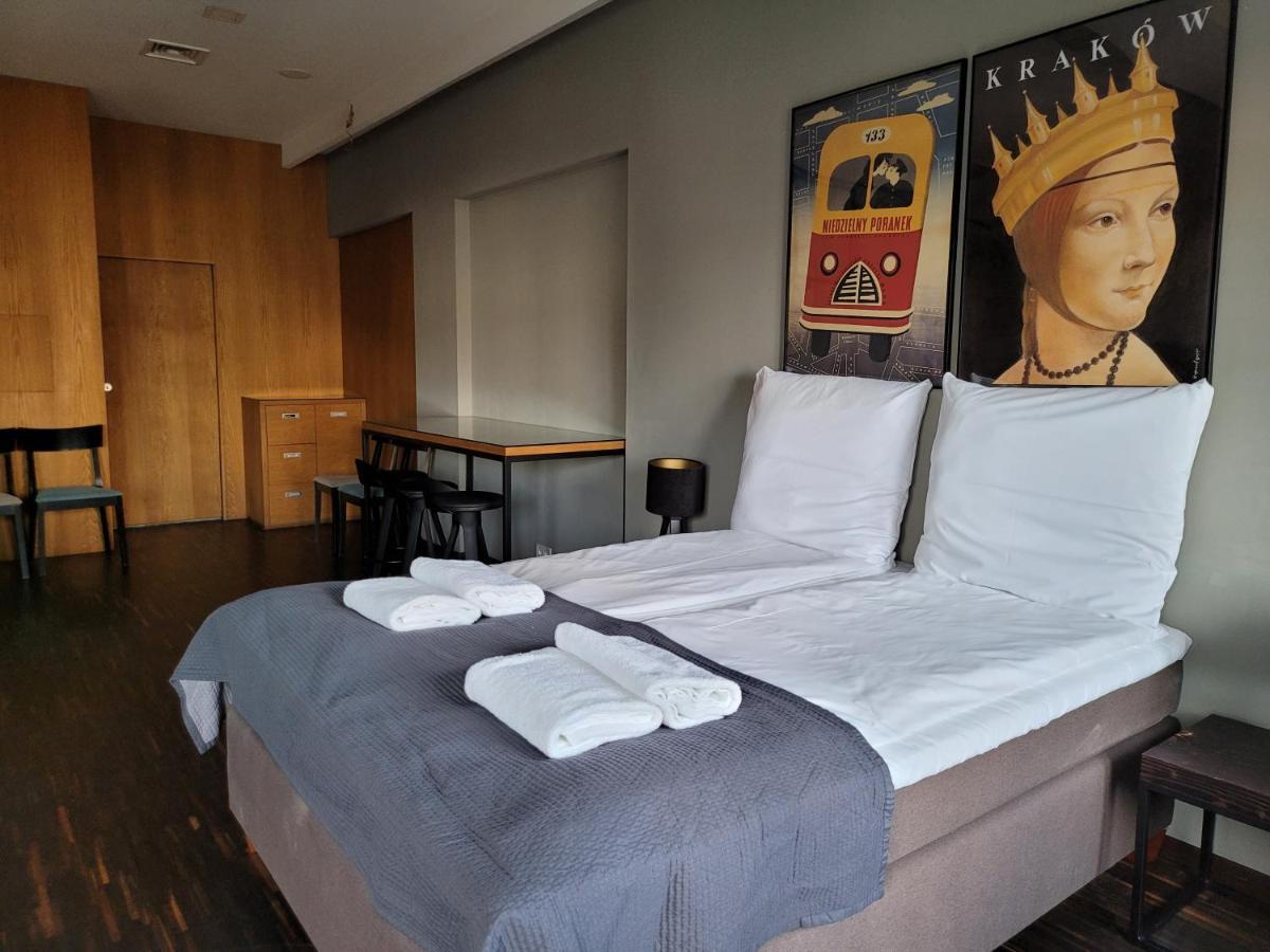 Dada Premium Aparthotel Krasków Eksteriør bilde